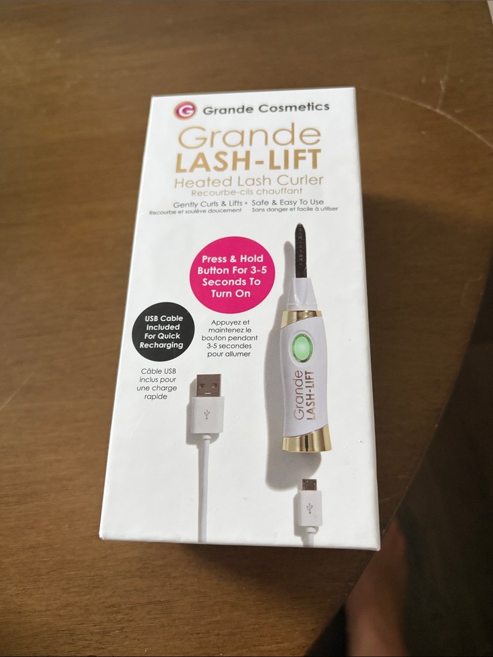Grande Cosmetics Grande Lash-Lift Heated Lash Curler - White & Gold